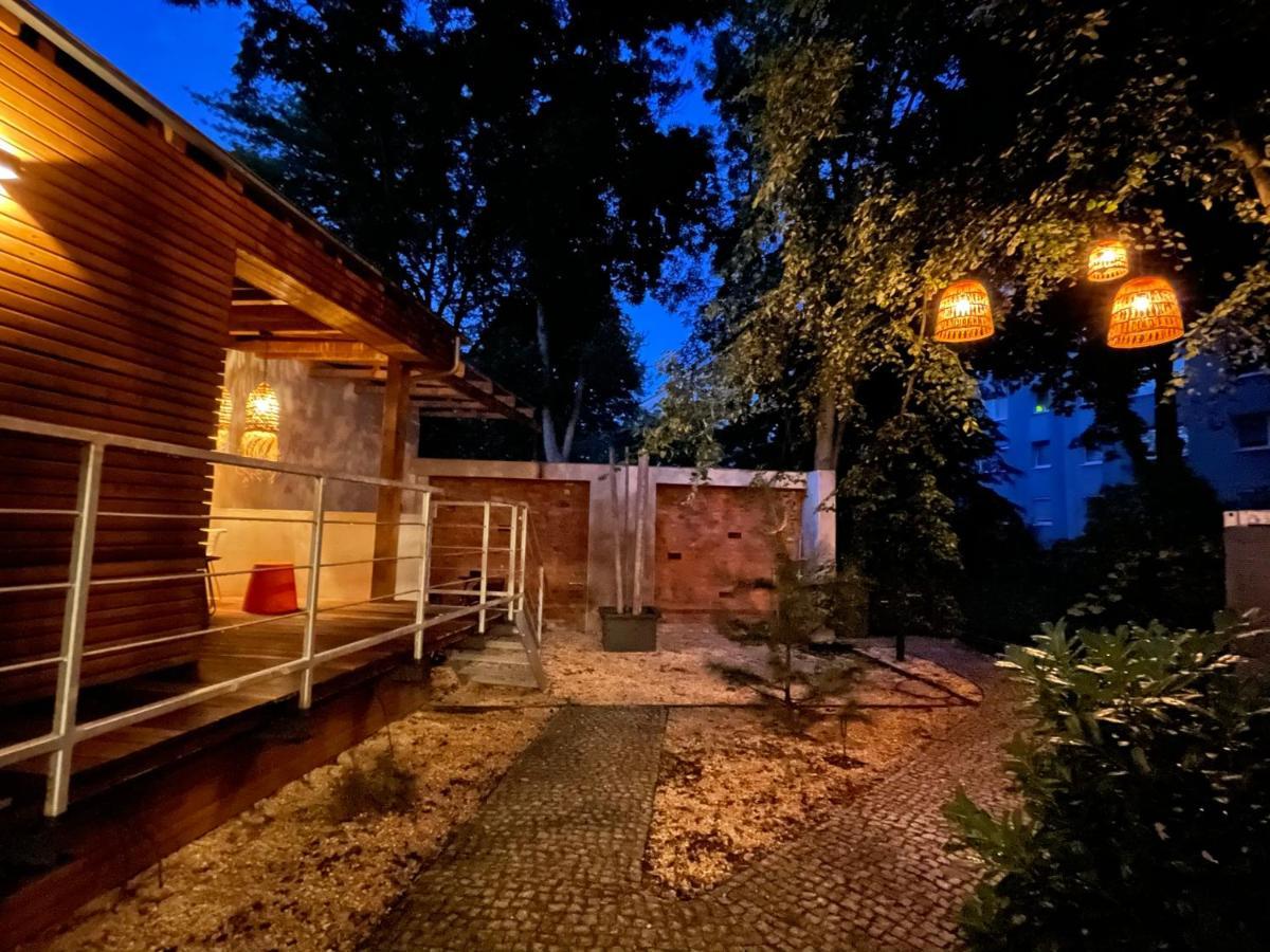 Stadtgefluester Dessau-Rosslau Buitenkant foto